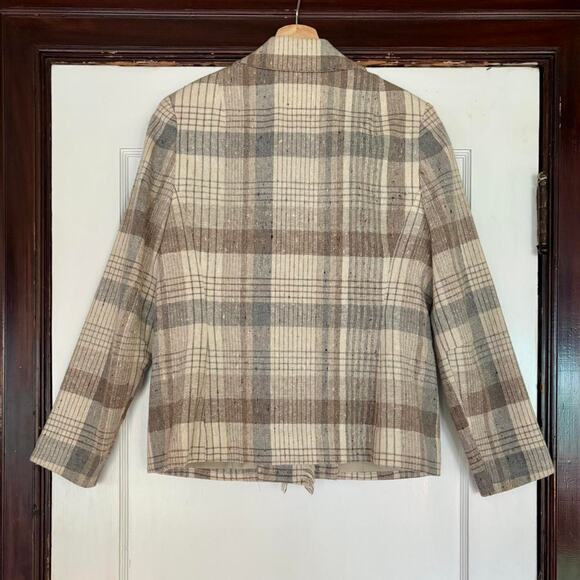Vintage Tan, Brown, & Gray Wool Tweed Plaid Blazer (USA Union-Made)- Size Small - Picture 2 of 4